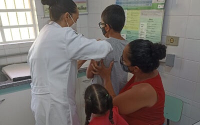 Mais de mil doses de vacinas são aplicadas em mutirão de imunização em Garça