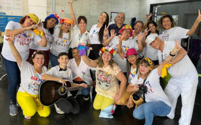 Turma Feliz leva música e esperança ao Hospital Municipal de Cubatão