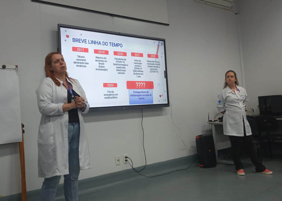 Treinamento fortalece cuidados em salas de vacina para técnicos de enfermagem em Cubatão