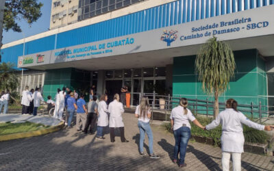 Hospital Municipal de Cubatão participa do “Dia do Abraço”